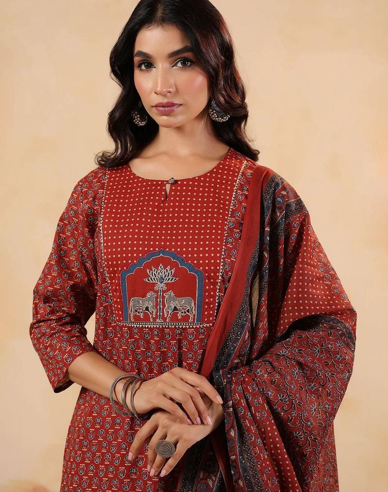 Women Ethnic Motifs Printed Cotton Kurta with Trousers & Dupatta