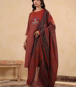 Women Ethnic Motifs Printed Cotton Kurta with Trousers & Dupatta