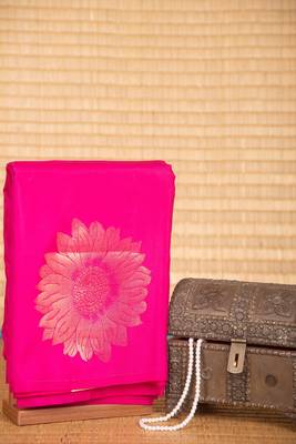 Shocking pink borderless pure touch silk saree 1