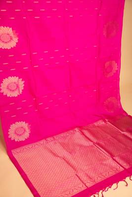 Shocking pink borderless pure touch silk saree 2