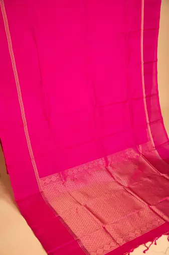 Deep pink touch silk saree with blouse