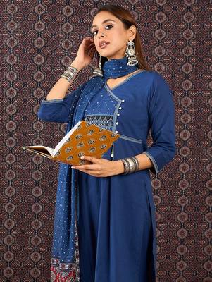 Women Ethnic Motifs Printed Pure Cotton Kurta with Trouser & Dupatta 2