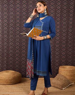 Women Ethnic Motifs Printed Pure Cotton Kurta with Trouser & Dupatta 1