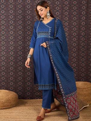 Women Ethnic Motifs Printed Pure Cotton Kurta with Trouser & Dupatta 6