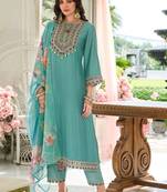 Ethnic Motifs Embroidered Regular Mirror Work Kurta With Trousers & Dupatta