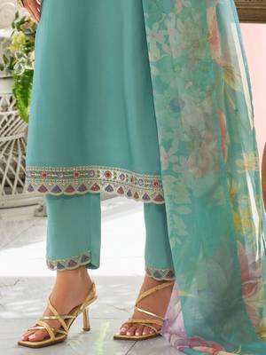Ethnic Motifs Embroidered Regular Mirror Work Kurta With Trousers & Dupatta 6