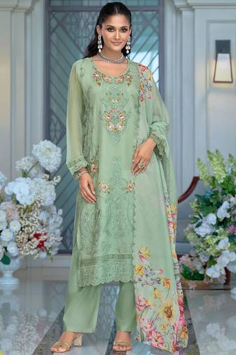 Women Floral Embroidered Thread Work Kurta with Trousers & Dupatta