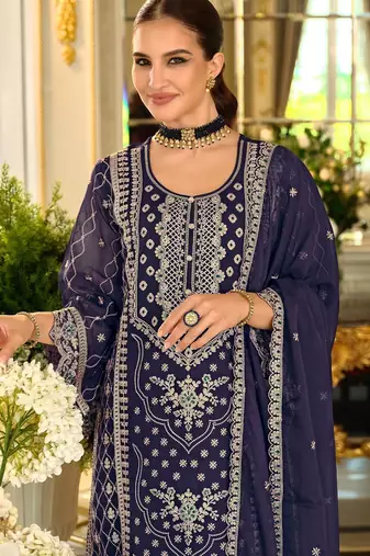Ethnic Motifs Embroidered Sequinned Kurta with Trousers & Dupatta