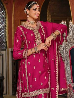 Adults-Women Woven Design Embroidered Kurta with Palazzos & Dupatta 2