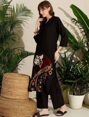 Geometric Printed V-Neck Pure Cotton Straight Kurta With Palazzos 4