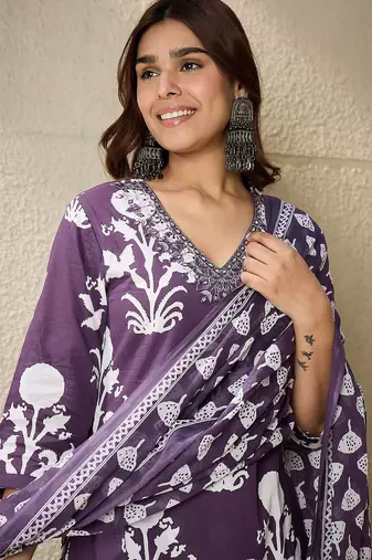 Women Ethnic Motifs Printed Mirror Work Pure Cotton Kurta with Trousers & Dupatta