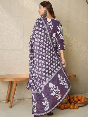 Women Ethnic Motifs Printed Mirror Work  Cotton Kurta with Trousers & Dupatta 4
