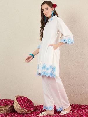Women Solid Embroidered Cotton Kurta with Palazzos 3