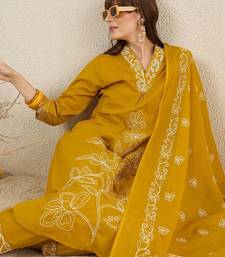 Women Solid Embroidered Cotton Kurta with Trousers & Dupatta