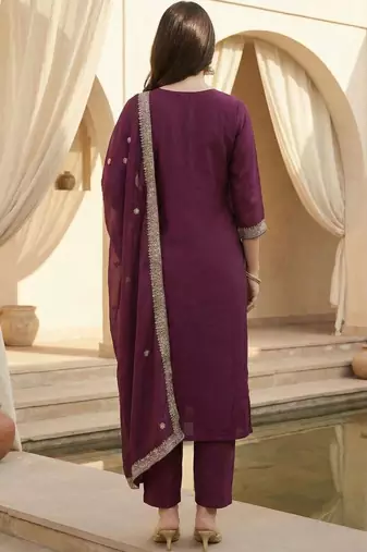 Women Ethnic Motifs Embroidered Regular Thread Work Kurta with Trousers & With Dupatta