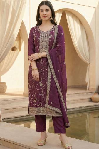 Women Ethnic Motifs Embroidered Regular Thread Work Kurta with Trousers & With Dupatta