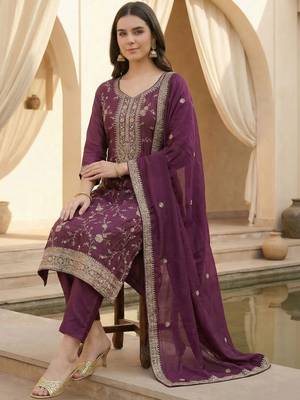 Women Ethnic Motifs Embroidered Regular Thread Work Kurta with Trousers & With Dupatta 4