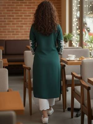 Women Ethnic Motifs Embroidered Thread Work Grandeur & Majestic Artwork Kurta 5