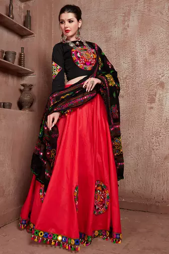 Red Art Silk Gamthi Butta Mirror With Lace Work & Tassel Lace With Printed Gamthi Work Dupatta Chaniya Choli