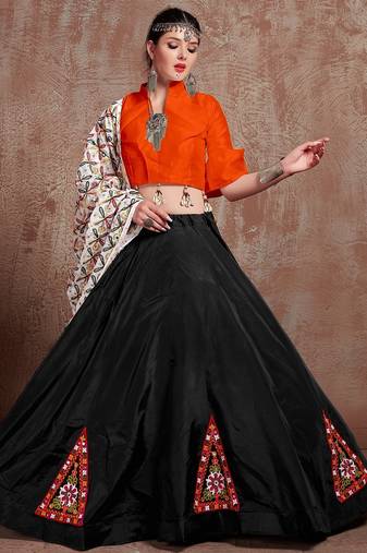 Black Taffeta Silk Gamthi Butta, Mirror With Lace Work & Tassel Lace With Printed Gamthi Work Dupatta Chaniya Choli