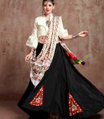 Black Taffeta Silk Gamthi Butta Mirror With Lace Work & Tassel Lace With Printed Gamthi Work Dupatta Chaniya Choli