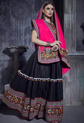 Black Art Silk Gamthi Butta, Mirror, Aari With Lace Work Chaniya Choli 2