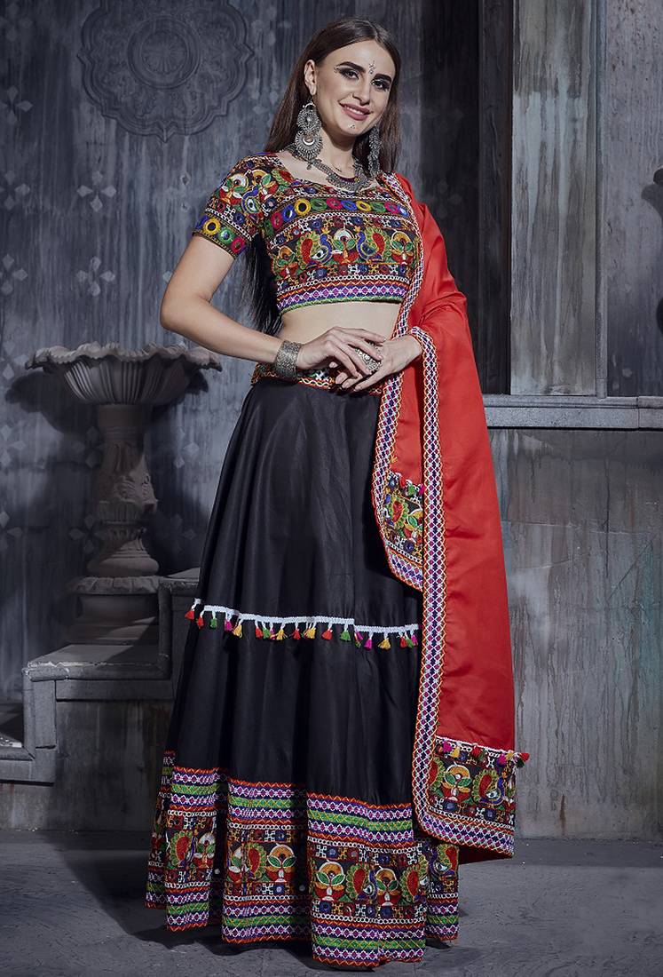Black Art Silk Gamthi Butta Mirror Aari With Lace Work Chaniya Choli