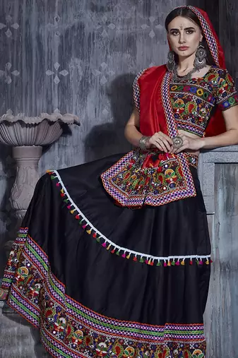 Black Art Silk Gamthi Butta Mirror Aari With Lace Work Chaniya Choli