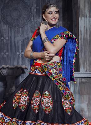 Red & Black Art Silk Gamthi Butta Mirror With Lace Work Chaniya Choli 2
