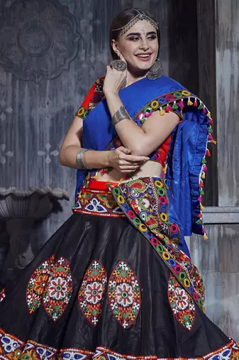 Red & Black Art Silk Gamthi Butta Mirror With Lace Work Chaniya Choli