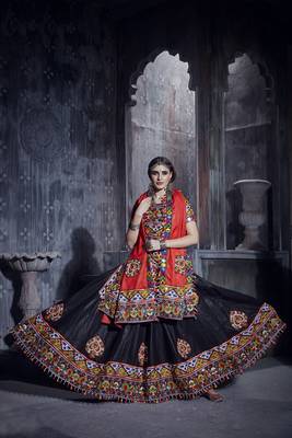 Black Art Silk Gamthi Butta Mirror With Lace Work Chaniya Choli 1