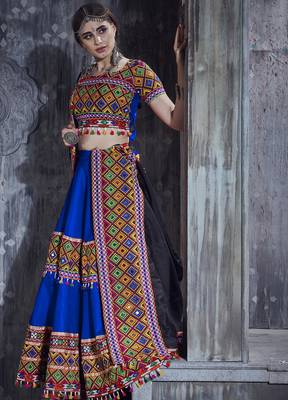 Blue Art Silk Gamthi Butta Mirror With Lace Work Chaniya Choli 2