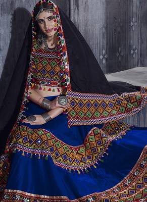 Blue Art Silk Gamthi Butta Mirror With Lace Work Chaniya Choli 3