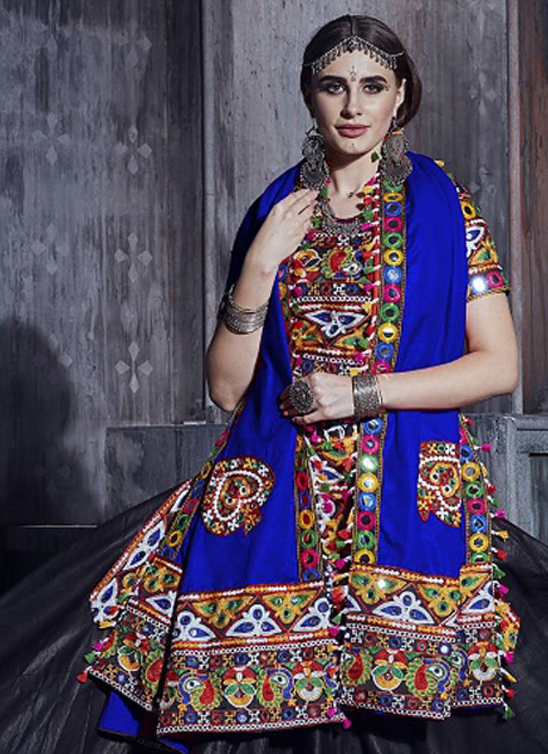 Black Art Silk Gamthi Butta Mirror With Lace Work Chaniya Choli