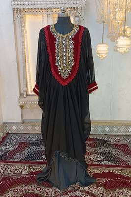 Black and maroon arabic takchita kaftan dress 3