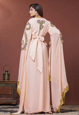 Light peach moroccan wedding kaftan 4
