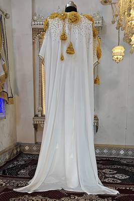 White and gold luxury dubai style muslim caftan 5