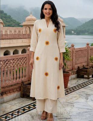 Women Floral Embroidered Regular Thread Work Pure Cotton Kurta with Palazzos 5