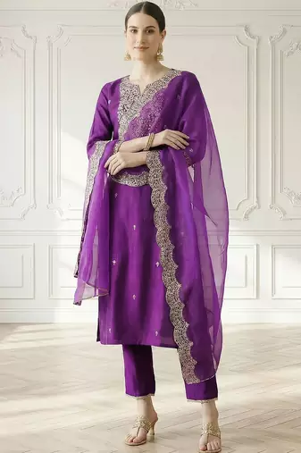 Women Ethnic Motifs Embroidered Regular Thread Work Liva Kurta with Trousers & With Dupatta
