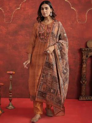 Women Ethnic Motifs Embroidered Regular Thread Work Chanderi Cotton Kurta with Trousers & With 5