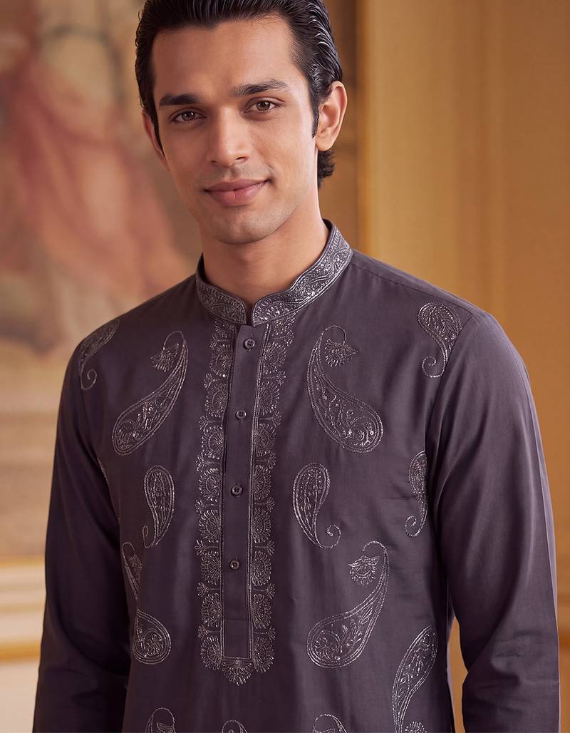 Mens grey silk blend solid embroidered kurta with trouser