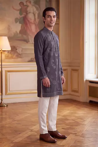 Mens grey silk blend solid embroidered kurta with trouser