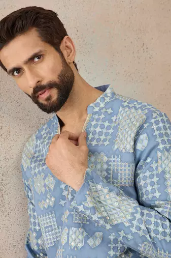 Mens blue silk blend solid embroidered kurta with trouser