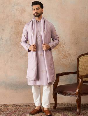 Mens lavender silk blend solid embroidered kurta and trouser with dupatta 2