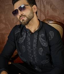 Mens black silk blend solid embroidered kurta