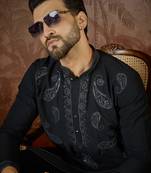 Mens black silk blend solid embroidered kurta