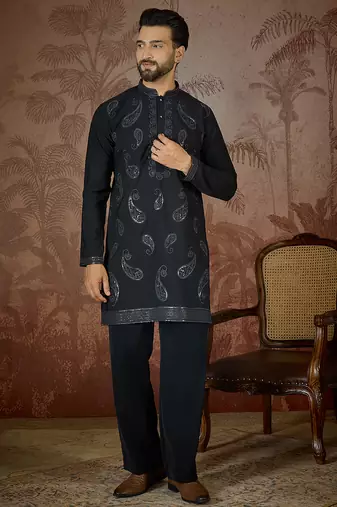 Mens black silk blend solid embroidered kurta