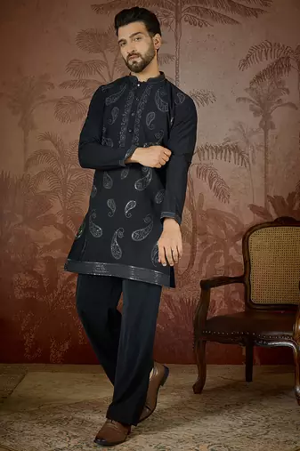 Mens black silk blend solid embroidered kurta