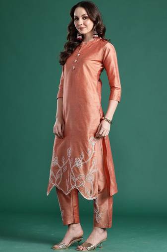 Women Floral Embroidered Regular Thread Work  Cotton Kurta with Trousers