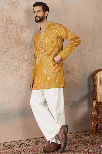 Mens green silk blend ethnic motifs embroidered kurta
